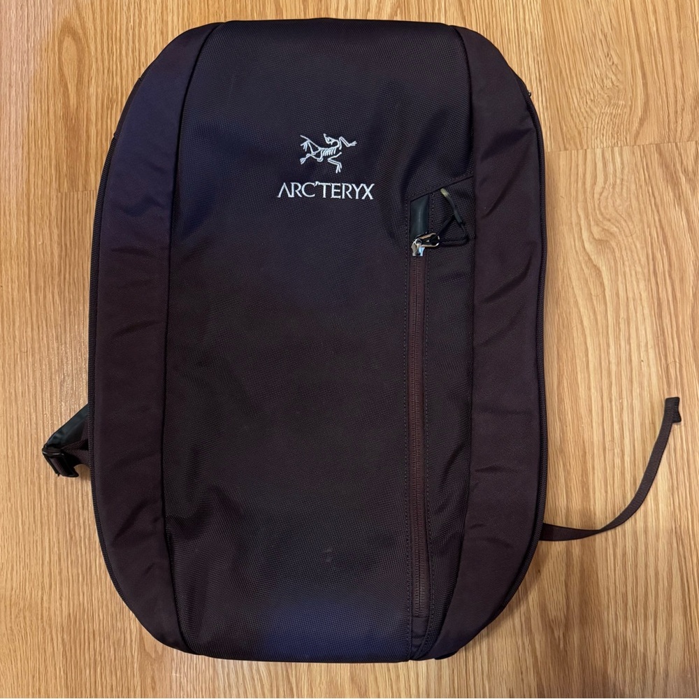SOLD - Arc'teryx Men's Dark Brown Backpack